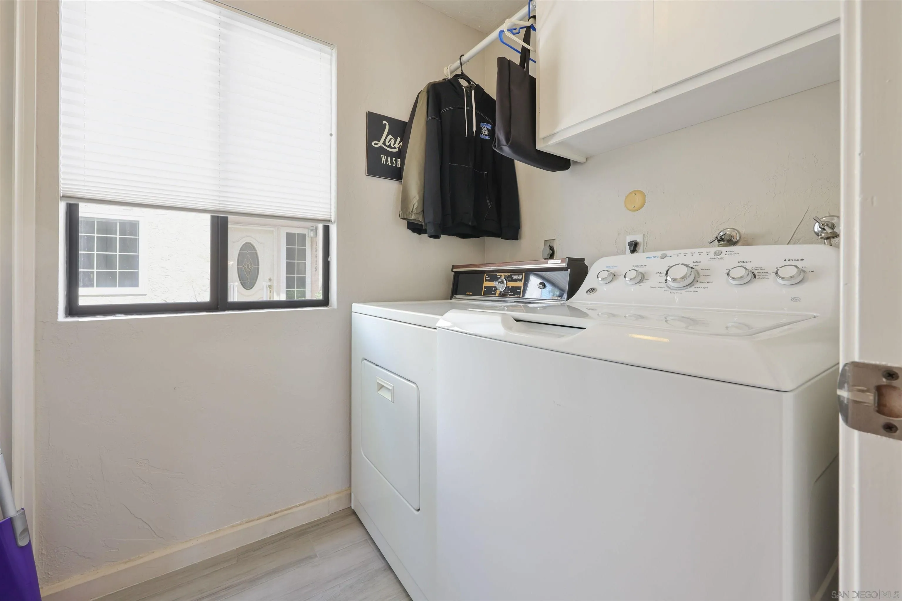 https://cdn.realtyfeed.com/cdn/127/260021172/631f001da043fbc2a3a683d4278d3f55.webp