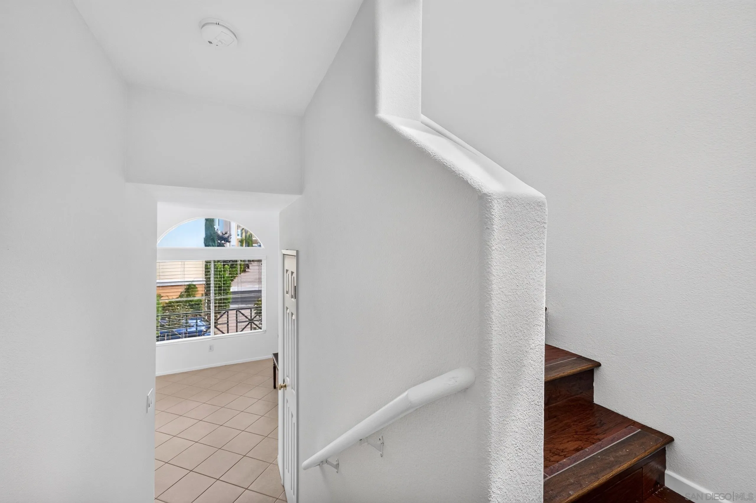https://cdn.realtyfeed.com/cdn/127/260021173/44e147756915b82deaf1664a9fb2c4ab.webp