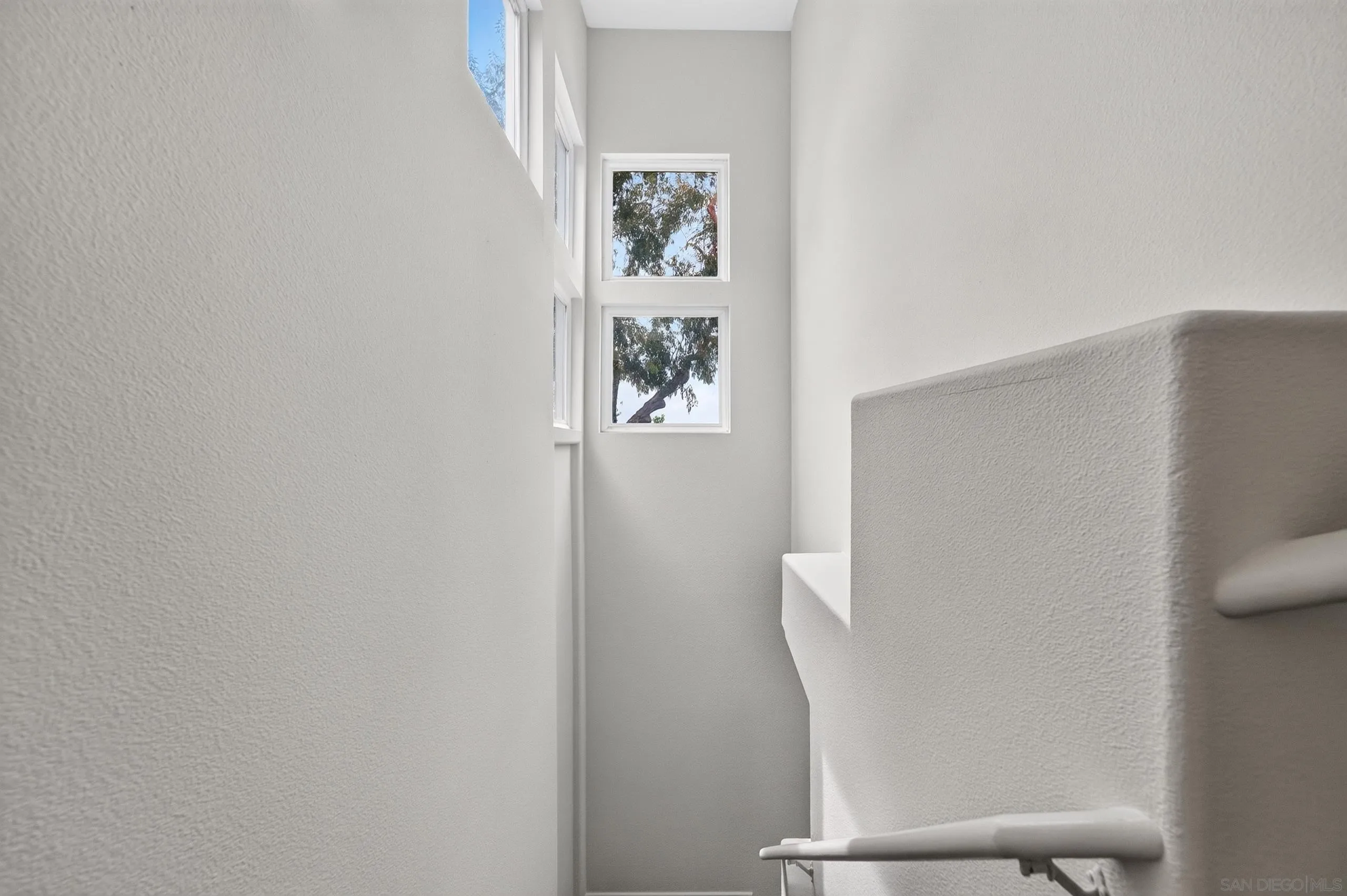 https://cdn.realtyfeed.com/cdn/127/260021173/9ad523d25460c127c22e82dca64d185e.webp