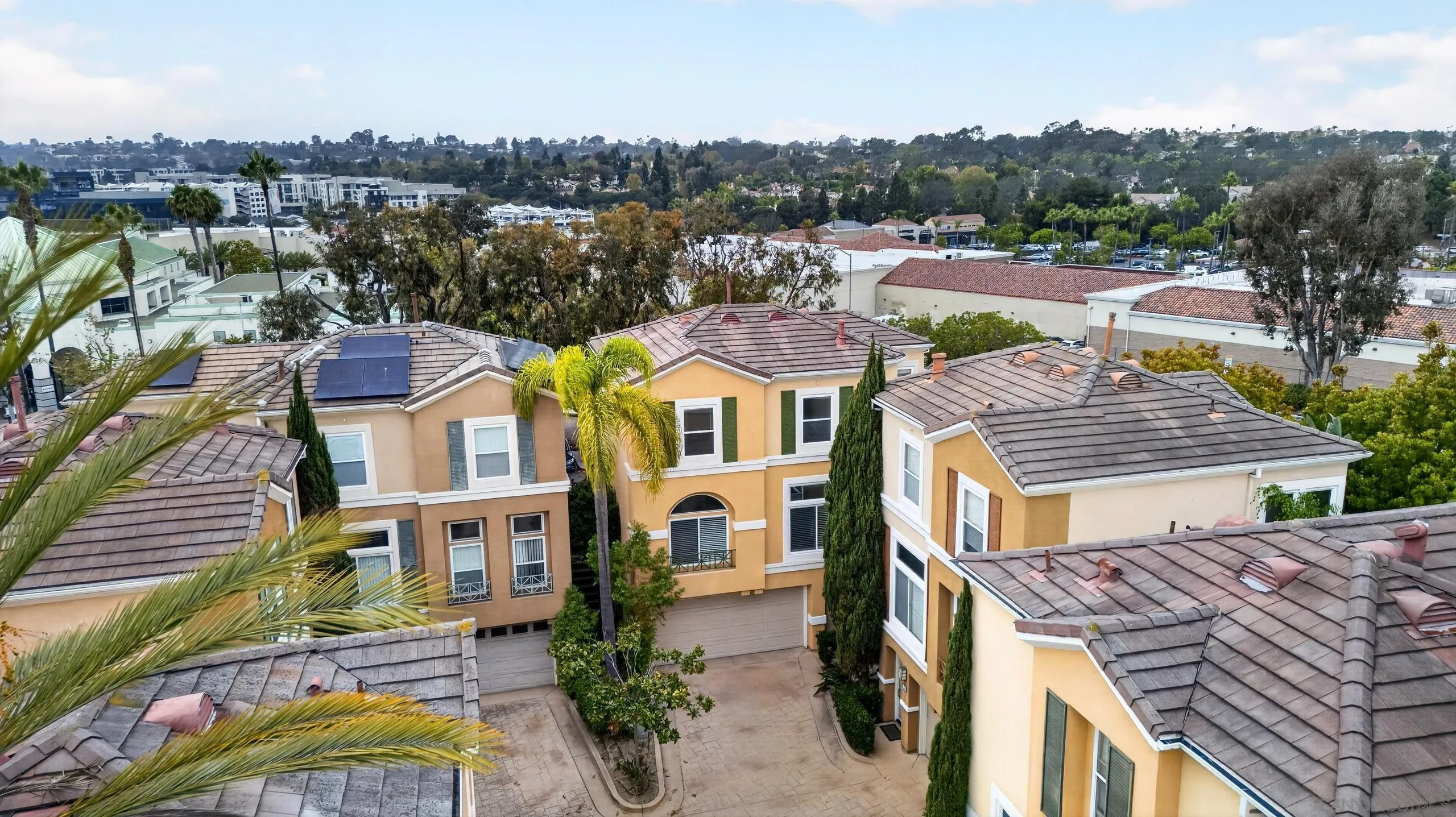 https://cdn.realtyfeed.com/cdn/127/260021173/b7b54aa21cc950b7f08adf8a8f142e75.webp