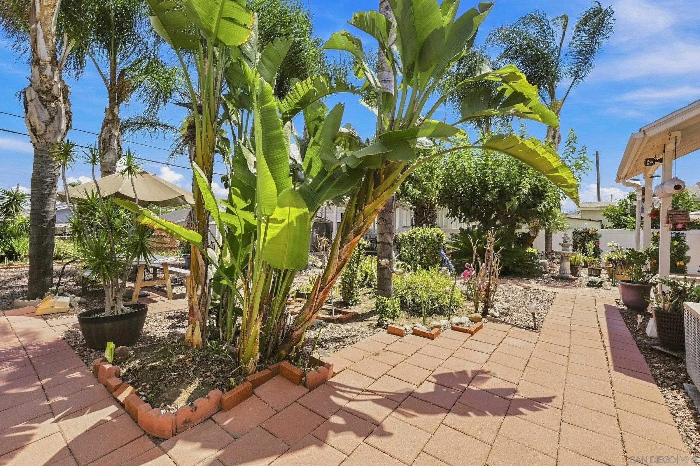 https://cdn.realtyfeed.com/cdn/127/260021175/6a5f0ee801d885fd7aca5e2640aad28e.webp