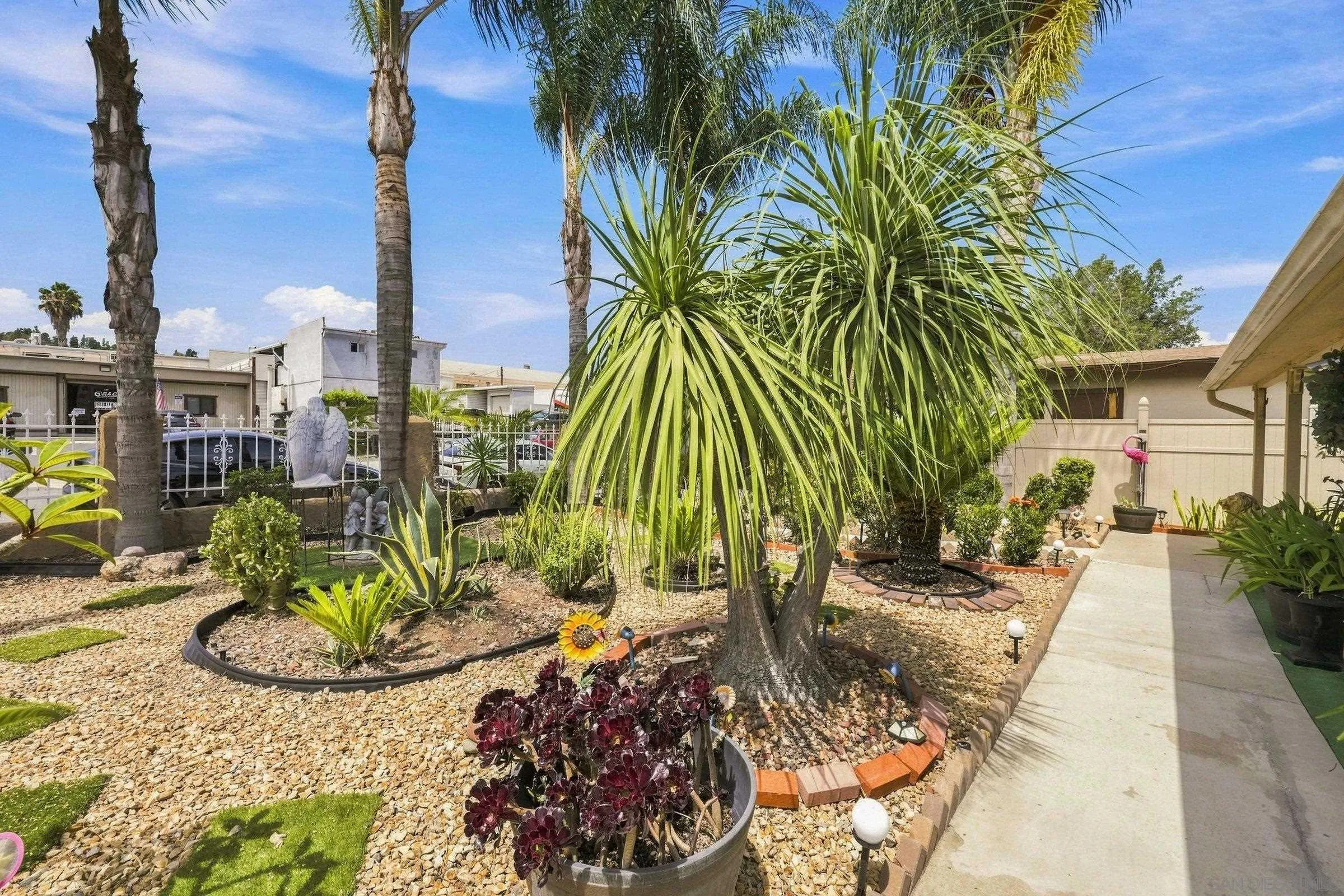 https://cdn.realtyfeed.com/cdn/127/260021175/f5ce65c64df90e64cbebdd0fd284d05b.webp