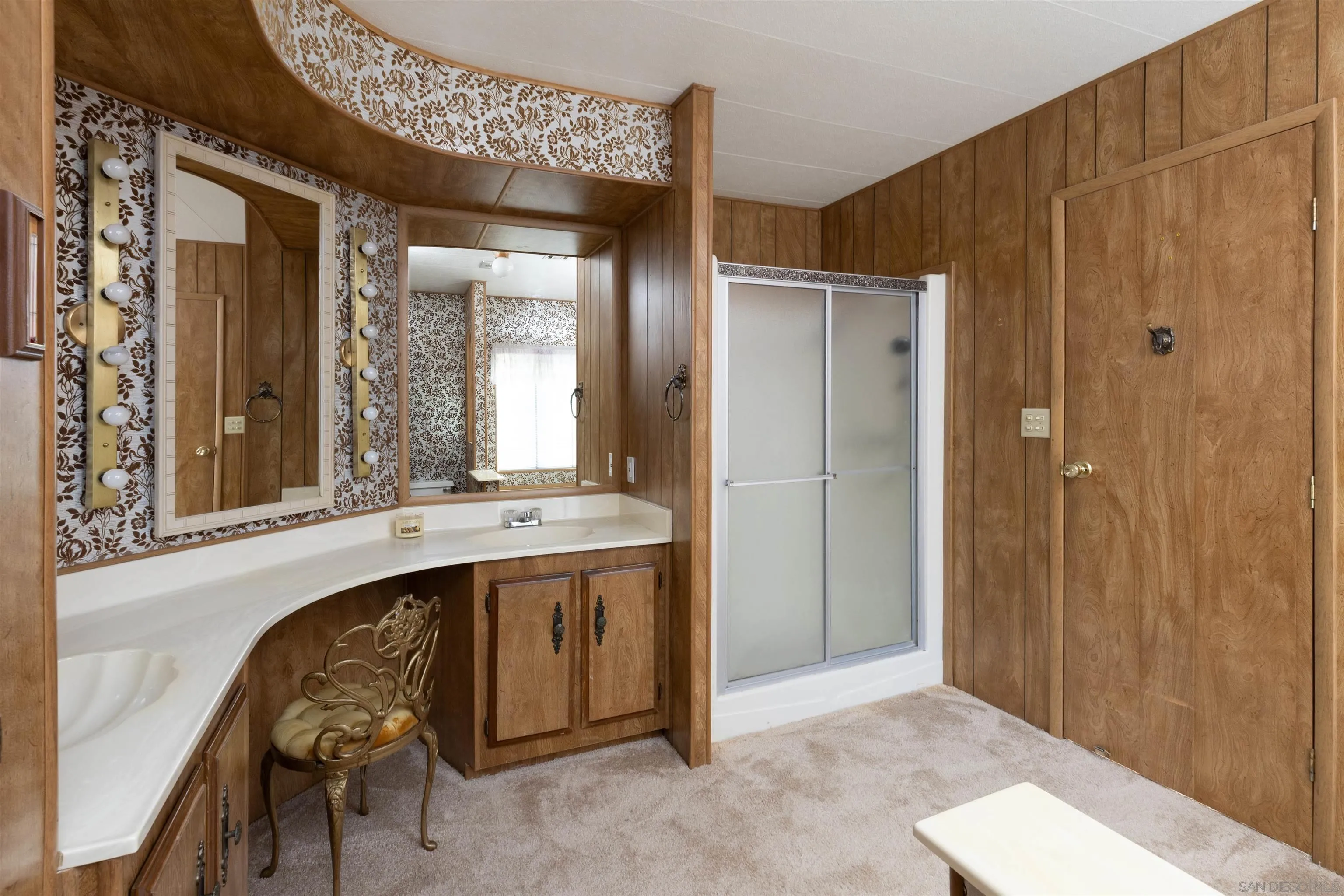 https://cdn.realtyfeed.com/cdn/127/260021176/34ddac58fd5070dddc4be7fb218ad03c.webp