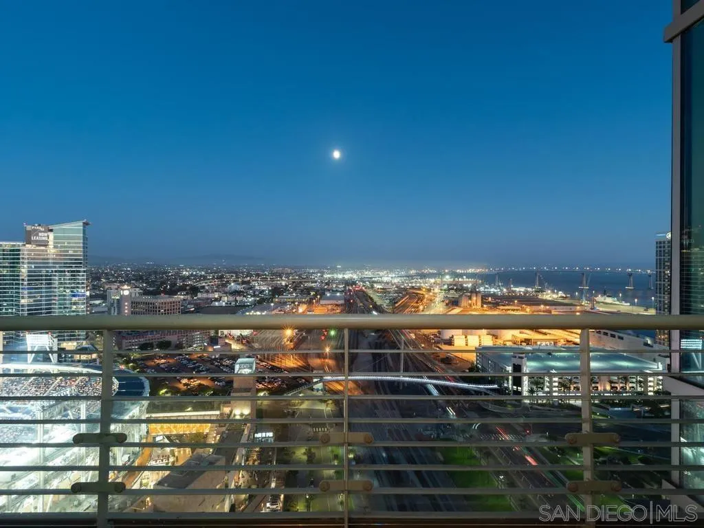 https://cdn.realtyfeed.com/cdn/127/260021177/8816d13274cec0a604b47f31e56169cf.webp