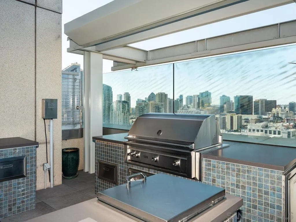 https://cdn.realtyfeed.com/cdn/127/260021177/a130c1a30f75dd4f4cd15c77a7724ab1.webp