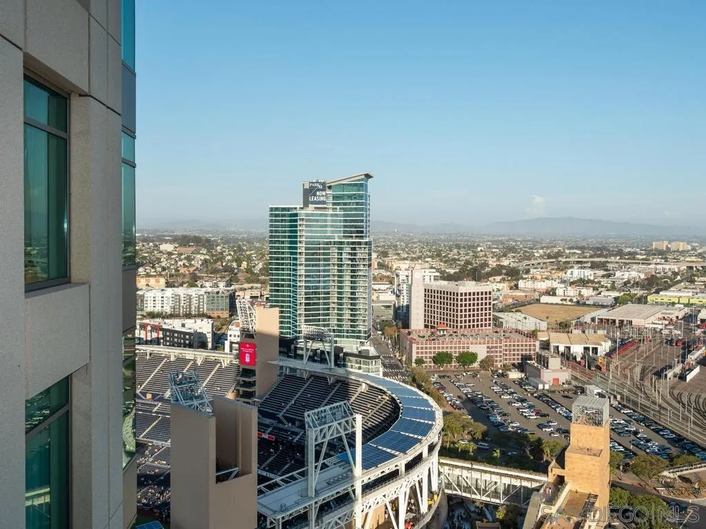 https://cdn.realtyfeed.com/cdn/127/260021177/ad238f57ecf7ab8f3b3dd7675276fc3f.webp