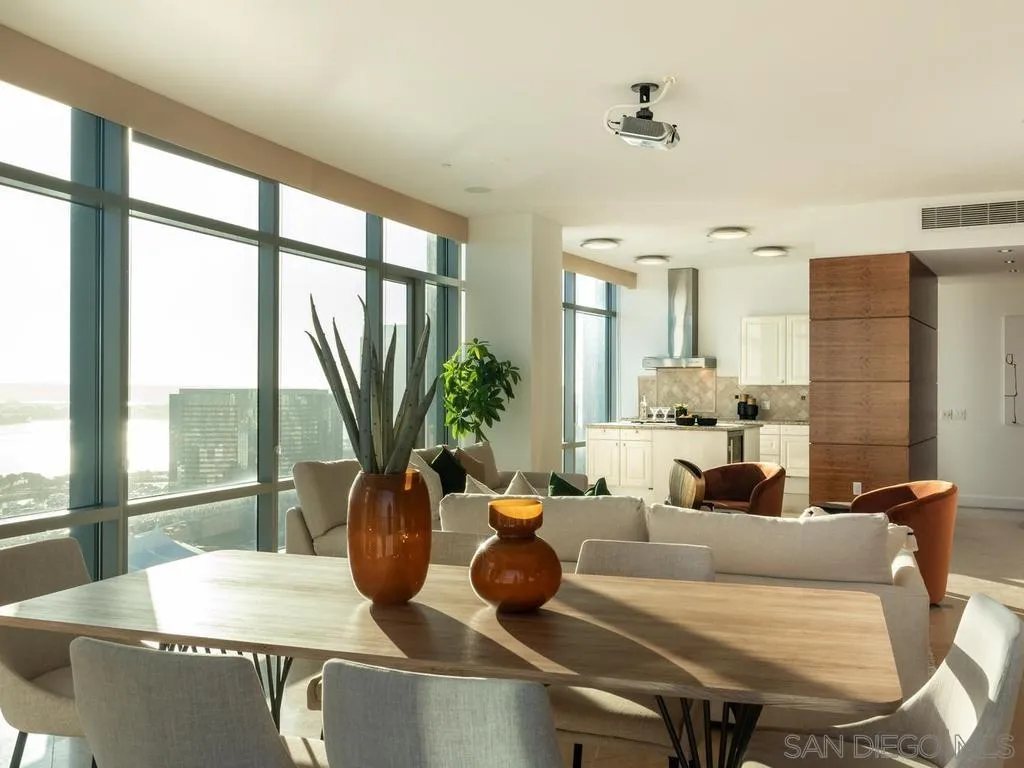 https://cdn.realtyfeed.com/cdn/127/260021177/da65c209f82450bf41d23d724c48d19f.webp