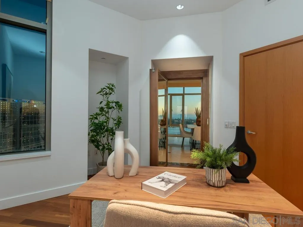 https://cdn.realtyfeed.com/cdn/127/260021177/e0ef98c1fa409977619985c757716cb3.webp