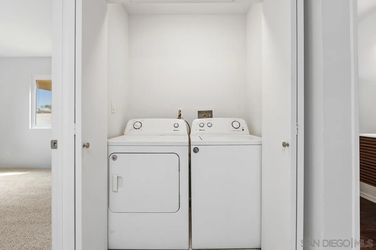 https://cdn.realtyfeed.com/cdn/127/260021179/3866fadd9442bc50b7b38ab378c4a0af.webp