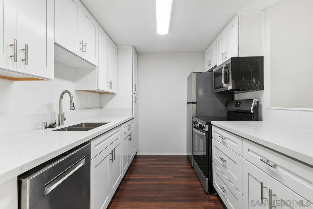https://cdn.realtyfeed.com/cdn/127/260021179/6910aaeed2687e898229f1e434801c3f.webp