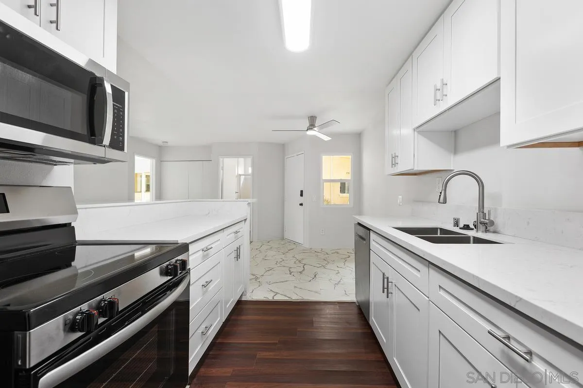 https://cdn.realtyfeed.com/cdn/127/260021179/98fdef65ff0322a424c6f6a7df68f2d2.webp