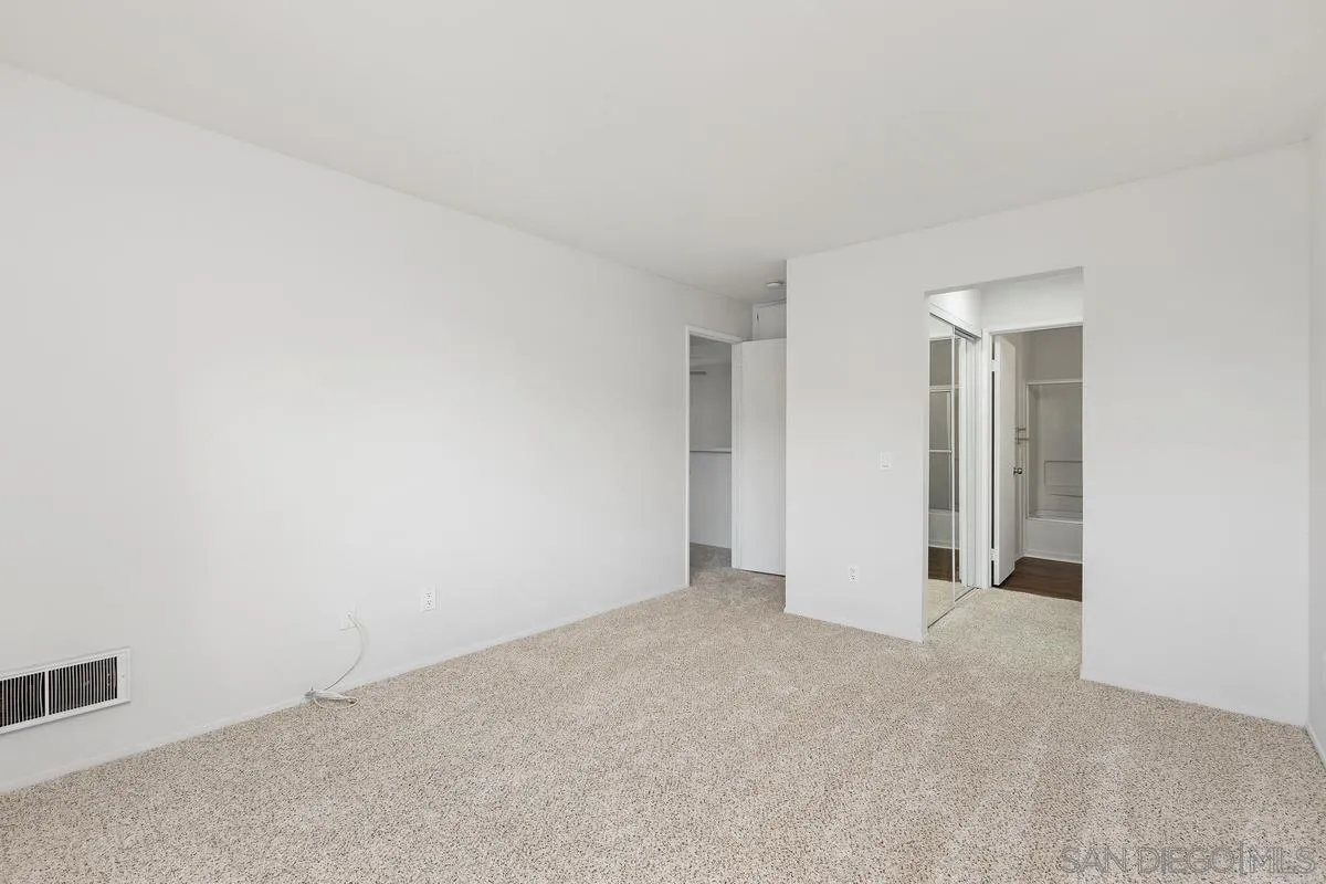 https://cdn.realtyfeed.com/cdn/127/260021179/cc5079143d840e019c39ee143f246e5a.webp