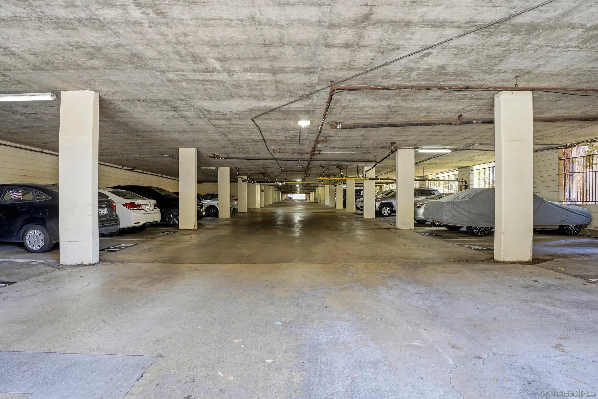 https://cdn.realtyfeed.com/cdn/127/260021180/bf29699db2a3a668c5835c03f0cc1e9f.webp
