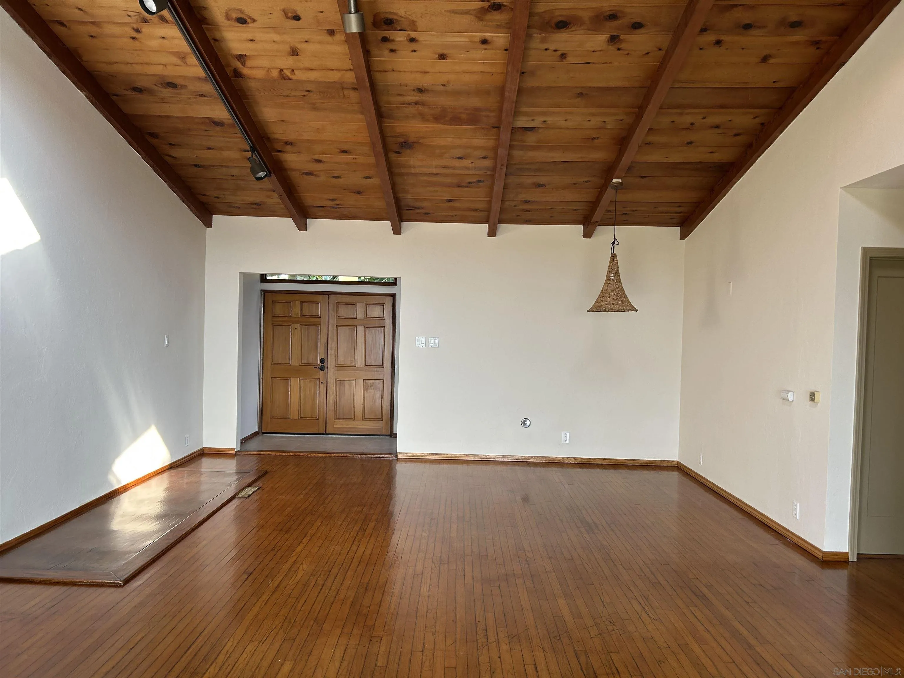 2420 Oxford Ave. A, Cardiff, CA 92007 - Photo 3 of 20, Cardiff, CA