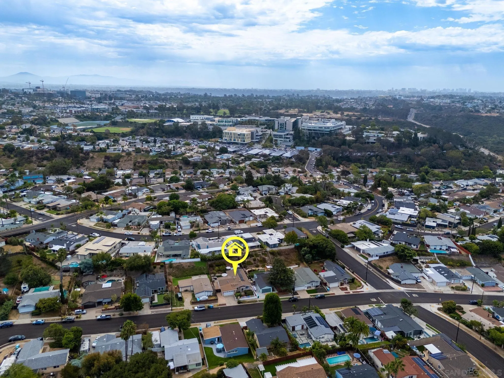 https://cdn.realtyfeed.com/cdn/127/260021183/5e7ba065735602d6344215a70108fac8.webp