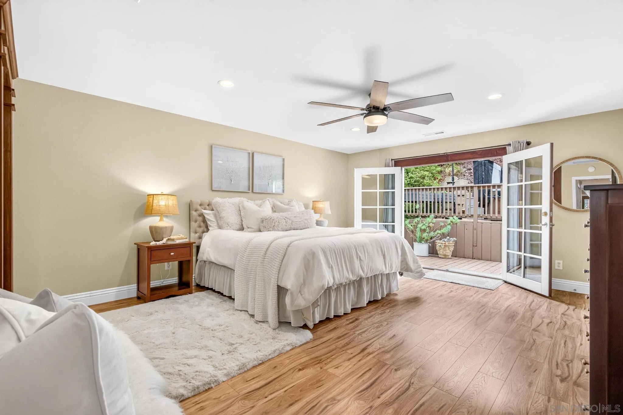 https://cdn.realtyfeed.com/cdn/127/260021183/d307259a0991d6374b9e044bb08a0258.webp