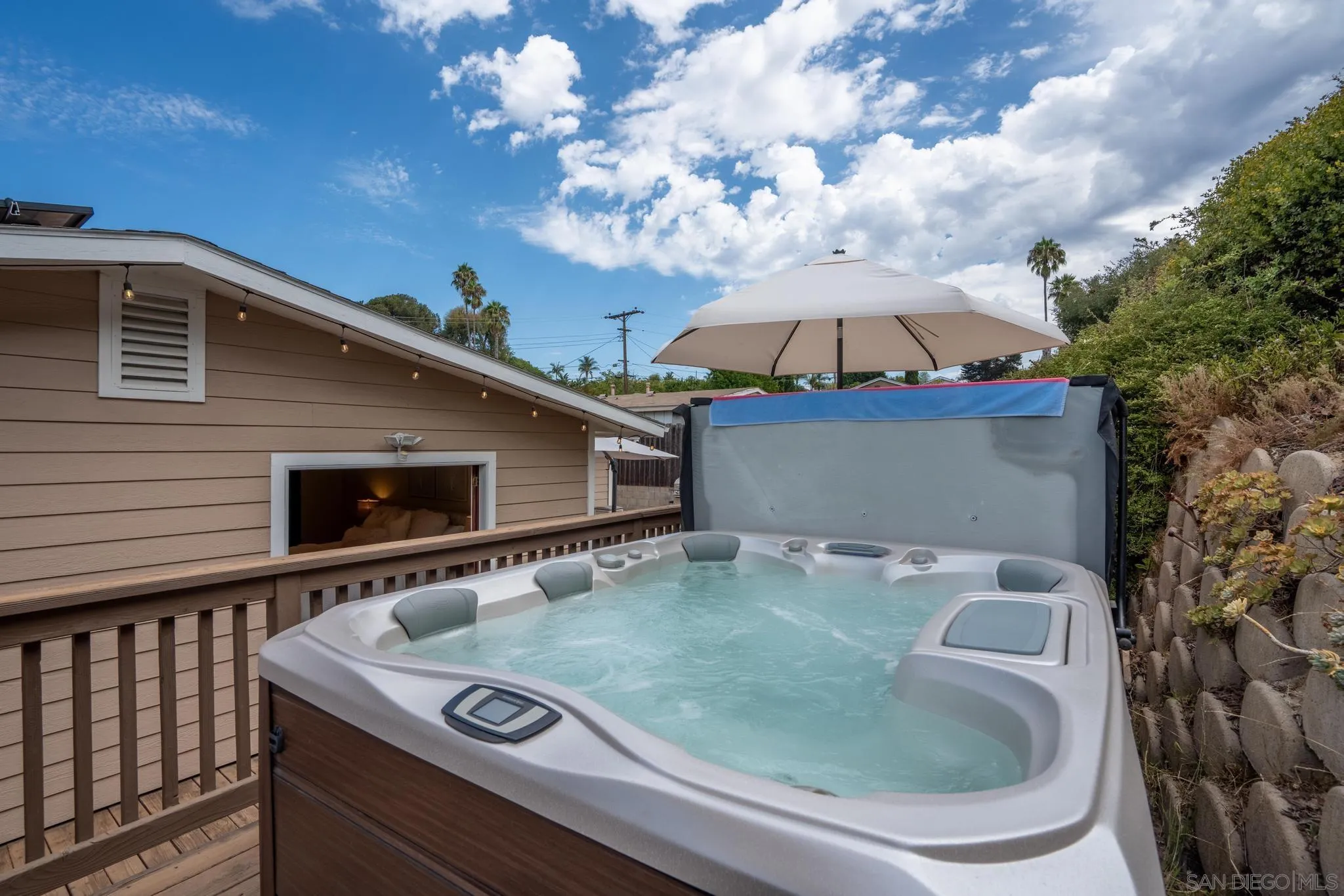 https://cdn.realtyfeed.com/cdn/127/260021183/e6d48875e10b563e63ee6814e8687935.webp