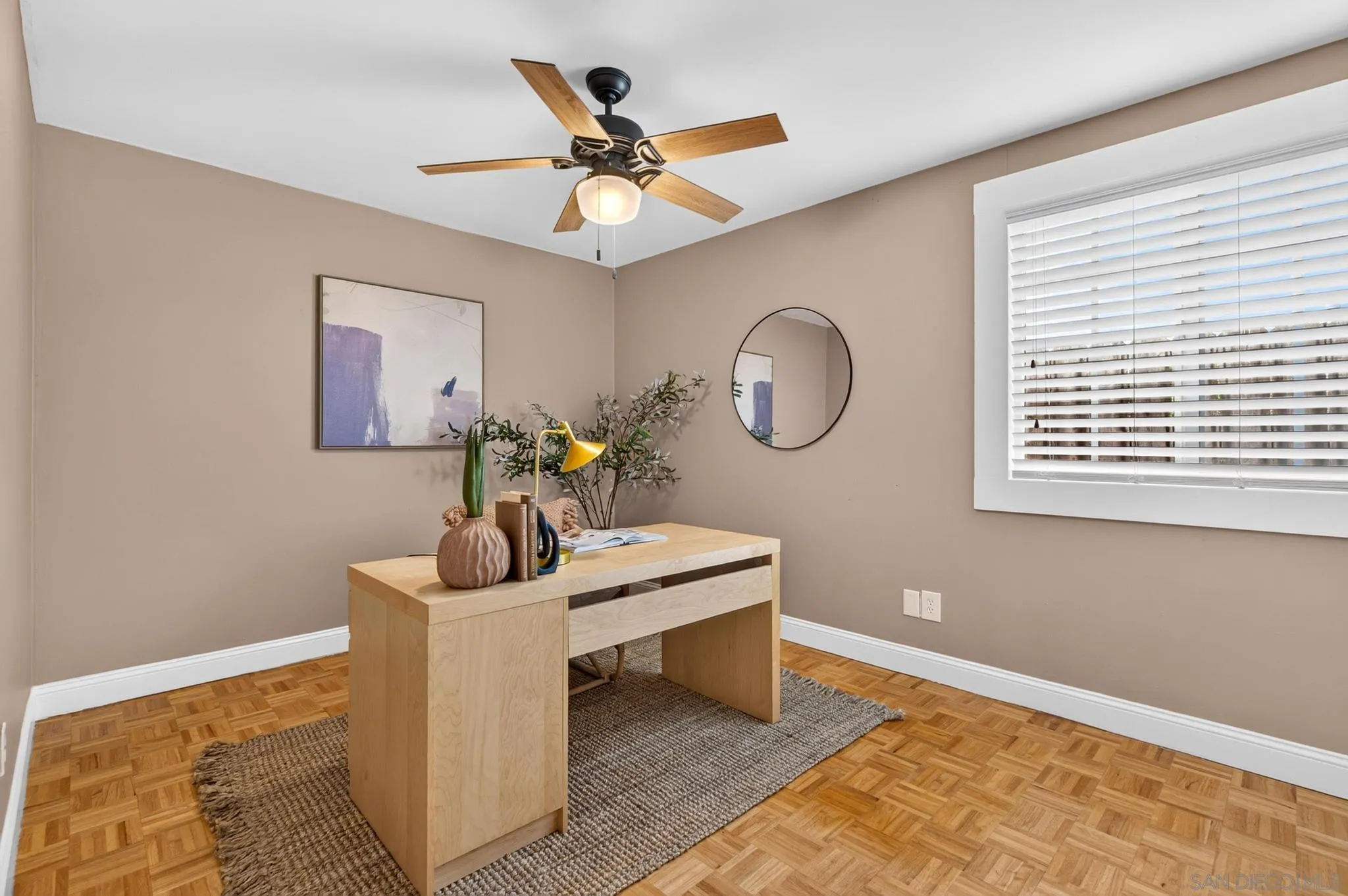 https://cdn.realtyfeed.com/cdn/127/260021183/f04f6db70d3524606f29bb5c2d521806.webp