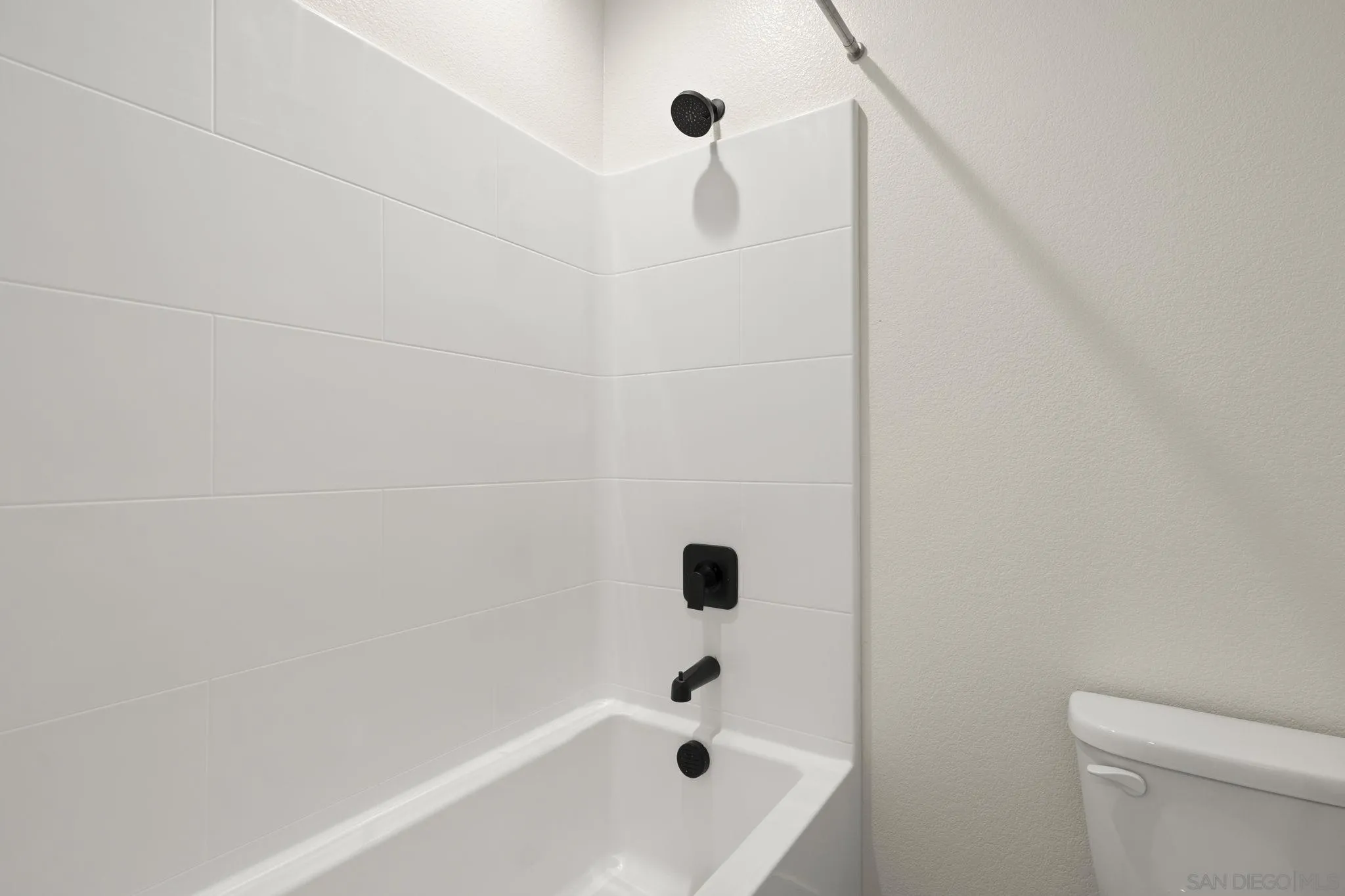 https://cdn.realtyfeed.com/cdn/127/260021184/03193ad648ae50d72249d3bee8a494f8.webp