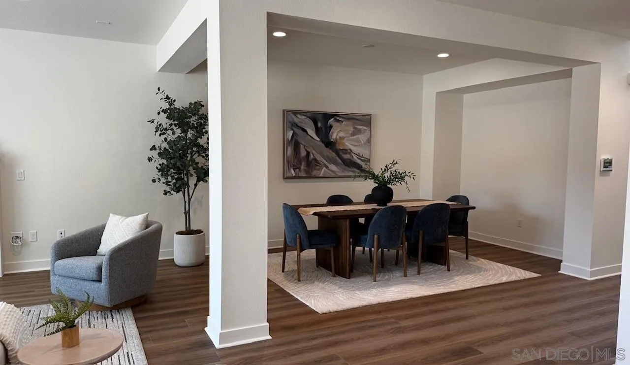https://cdn.realtyfeed.com/cdn/127/260021184/2d8c013469f2211c0b115684e88ab843.webp