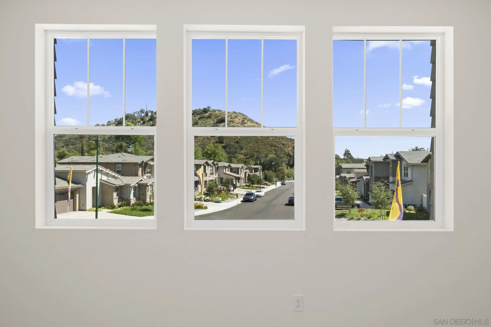 https://cdn.realtyfeed.com/cdn/127/260021184/a7c7526472655535b2b31db71d78e26c.webp
