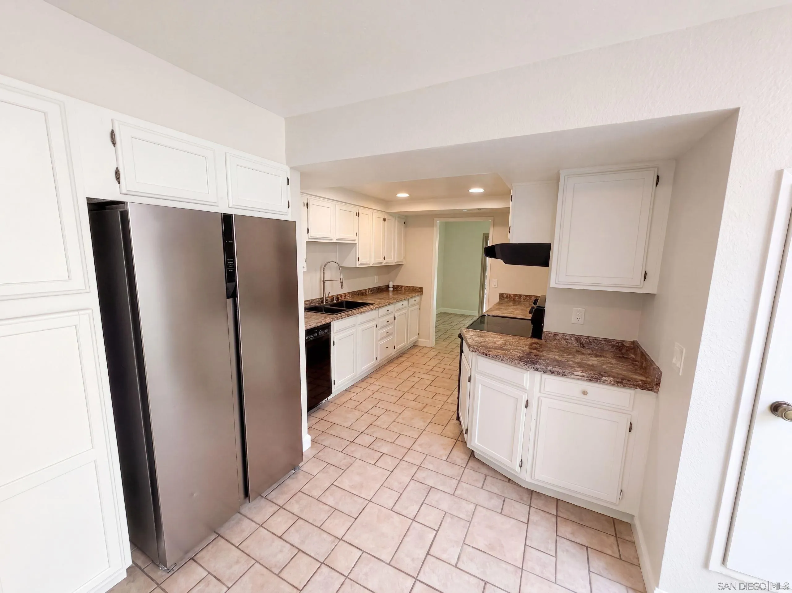 10781 Portobelo, San Diego, CA 92124 - Photo 2 of 28, San Diego, CA