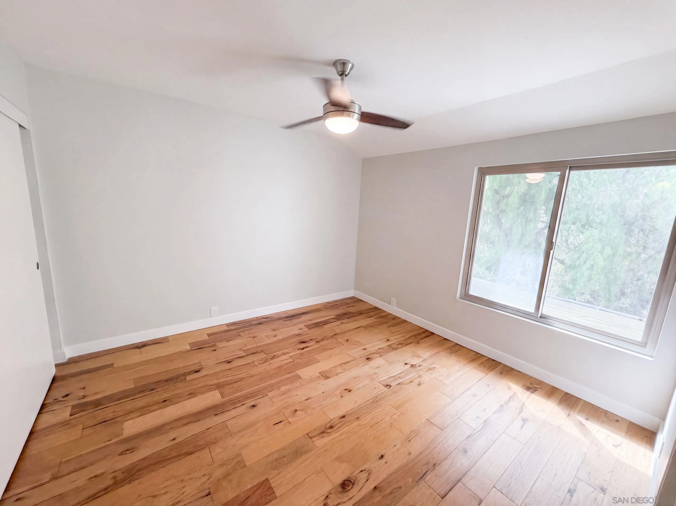 https://cdn.realtyfeed.com/cdn/127/260021185/8ef8800b6d30ed0bd6a1835ed24fbe38.webp