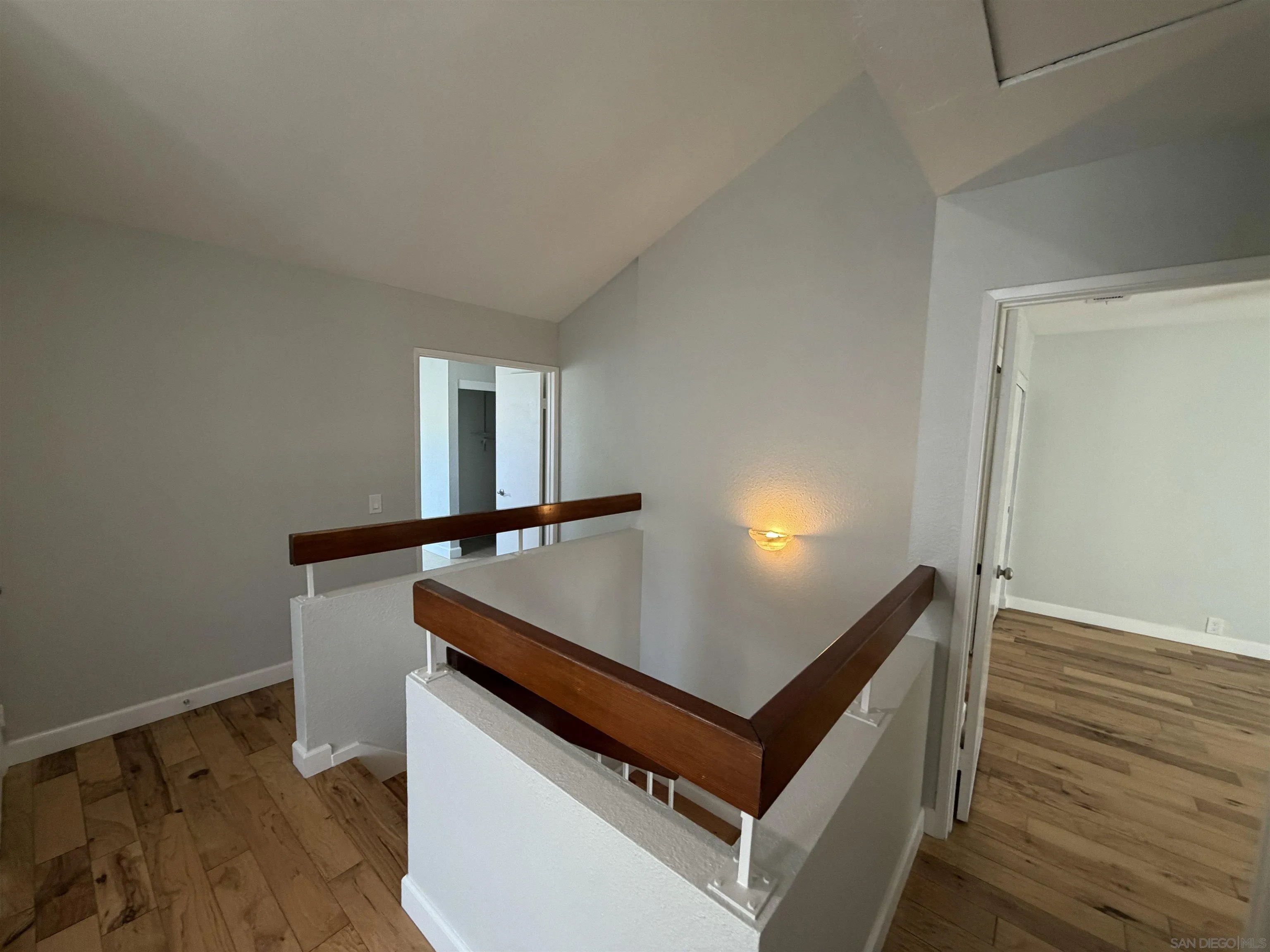 https://cdn.realtyfeed.com/cdn/127/260021185/cadce652b9bedc559d59de162a1472cf.webp
