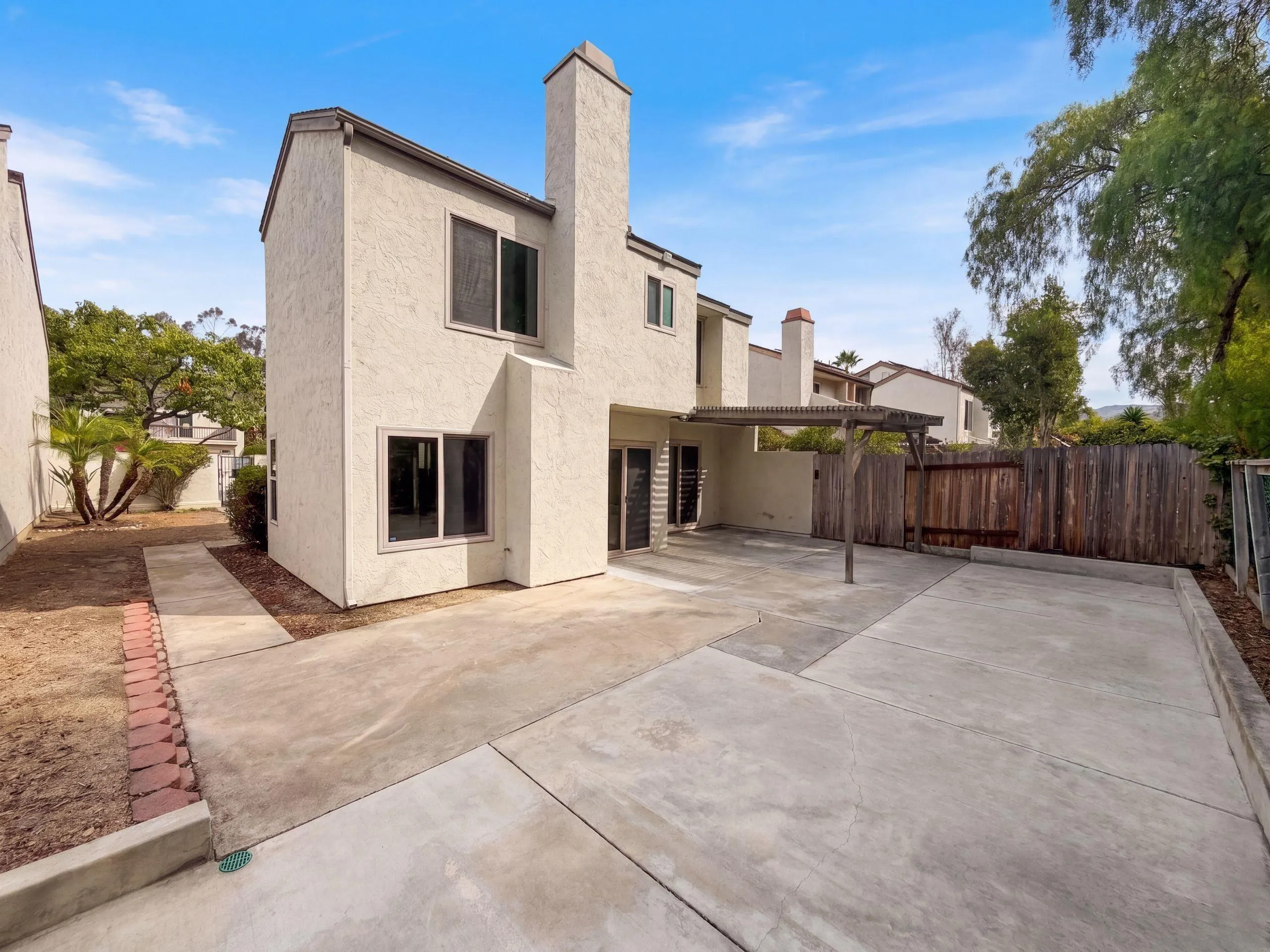 https://cdn.realtyfeed.com/cdn/127/260021185/d8945bc549448b1dd6d810e995a253df.webp