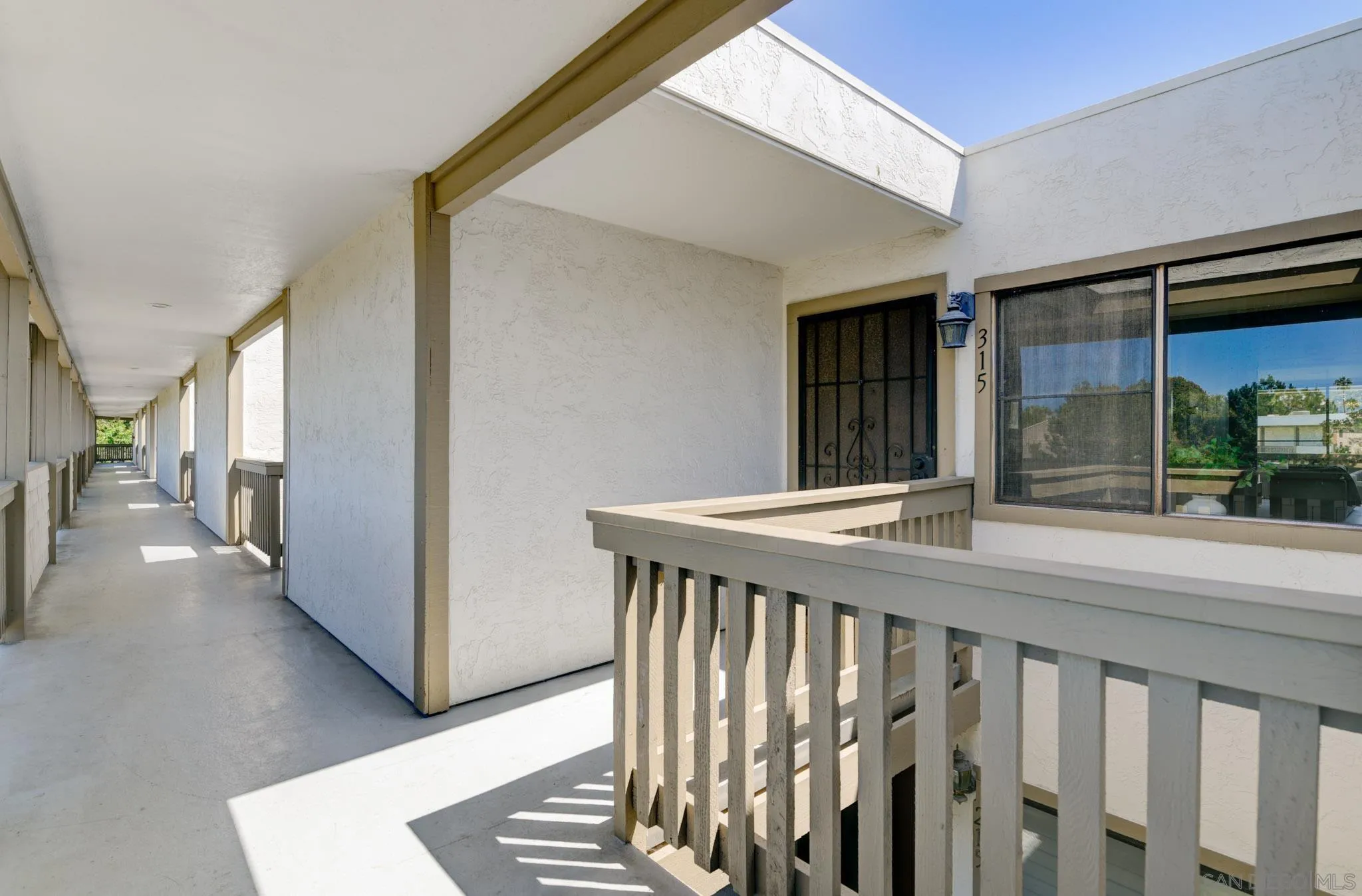 https://cdn.realtyfeed.com/cdn/127/260021187/0eb7b6c135f907bcc89a9e07917eadcc.webp