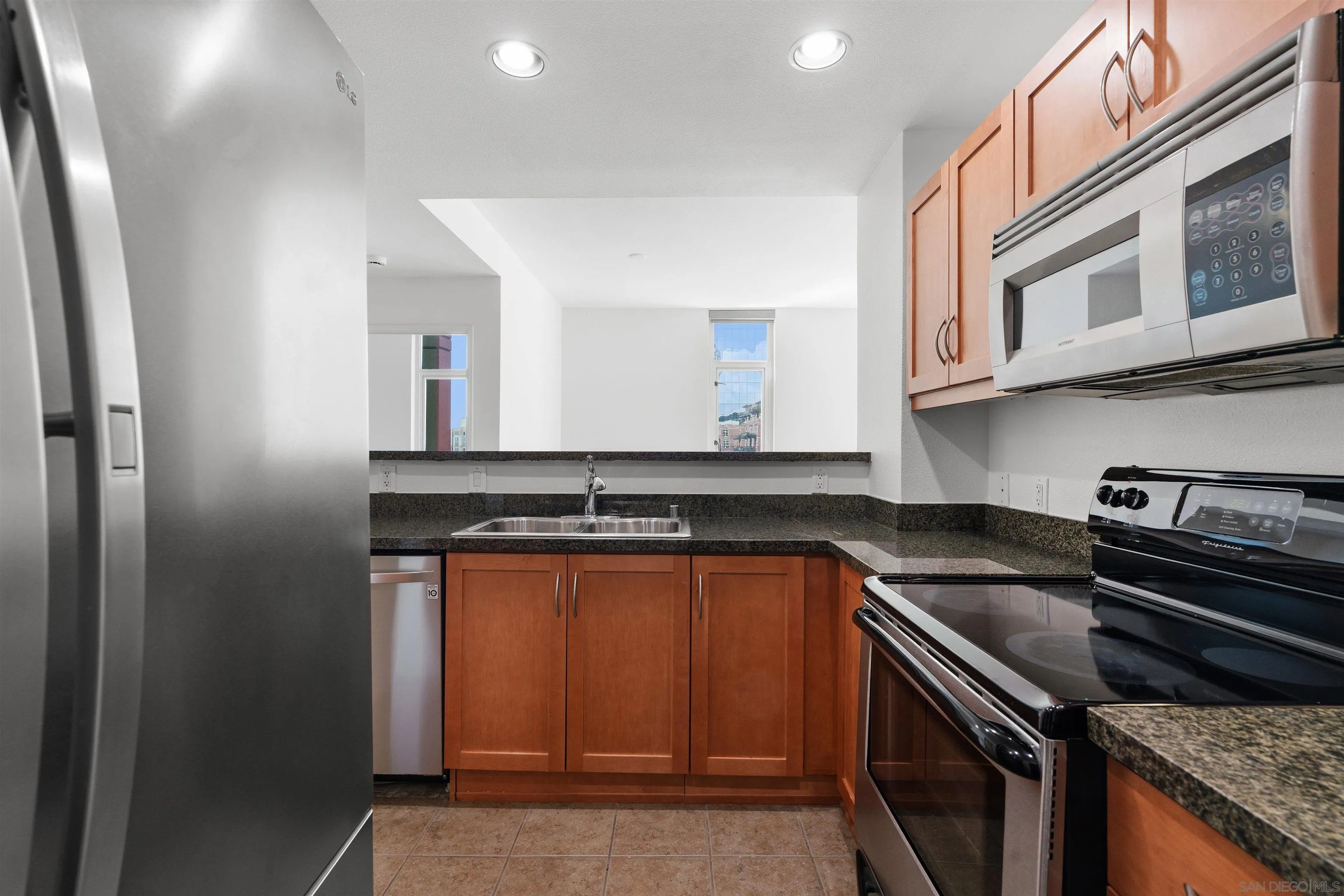 https://cdn.realtyfeed.com/cdn/127/260021189/20784352eb8bac8713cb285811d78308.webp