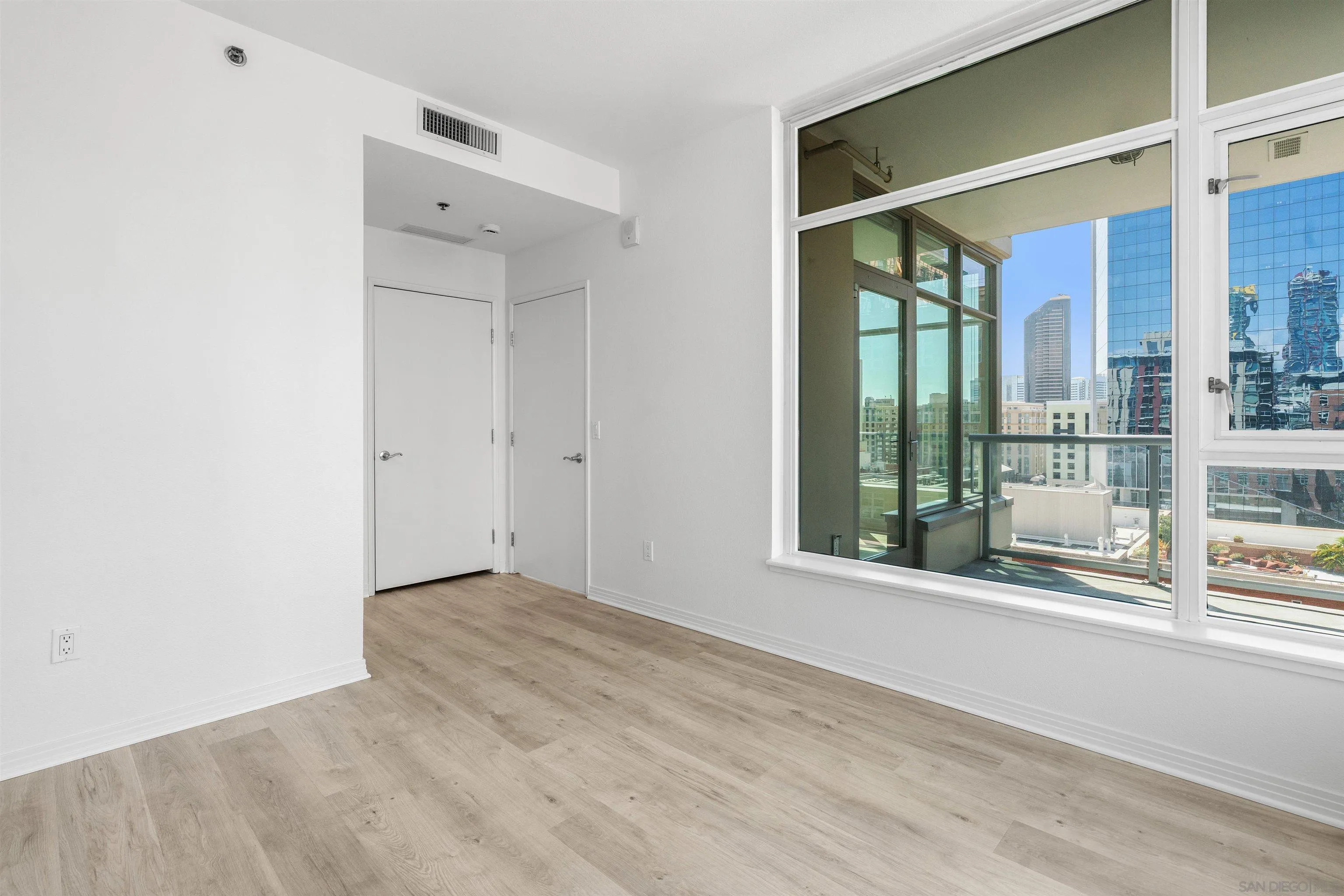https://cdn.realtyfeed.com/cdn/127/260021189/7a120a03ad4cc9cd7b7991941b7d26a8.webp