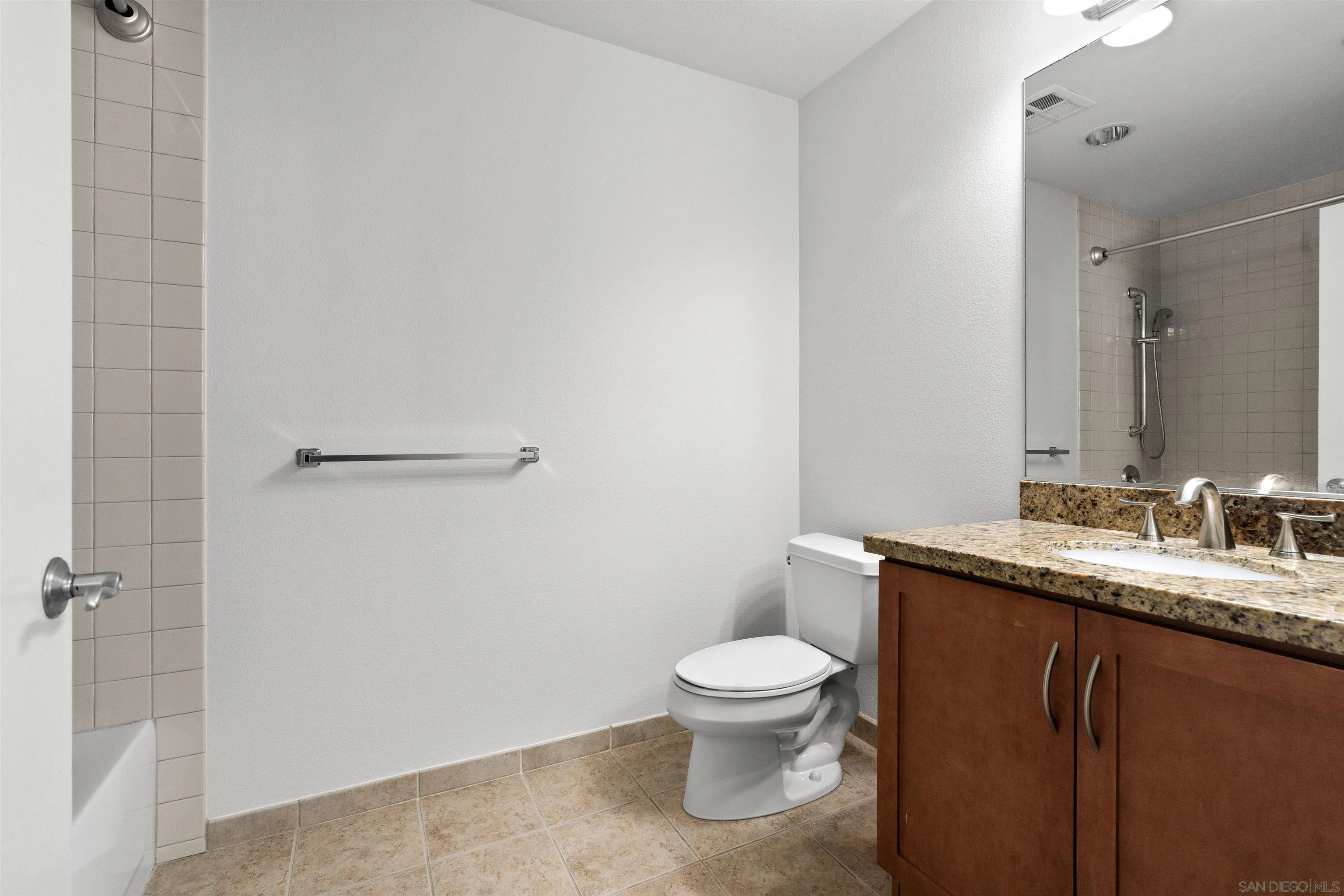 https://cdn.realtyfeed.com/cdn/127/260021189/ca3b7a36c8dd71cb3e6e76a7aee89088.webp