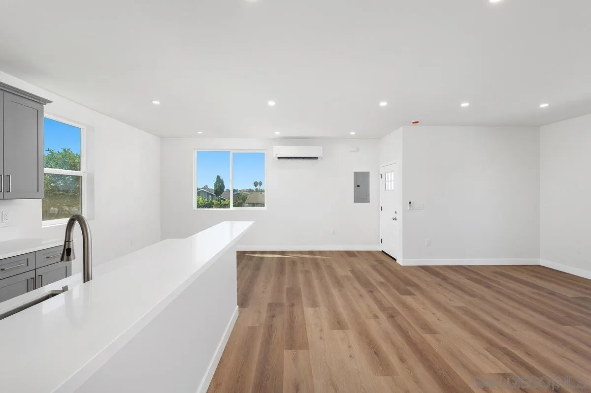 10349 Lipscomb Dr, San Diego, CA 92126 - Photo 5 of 18, San Diego, CA