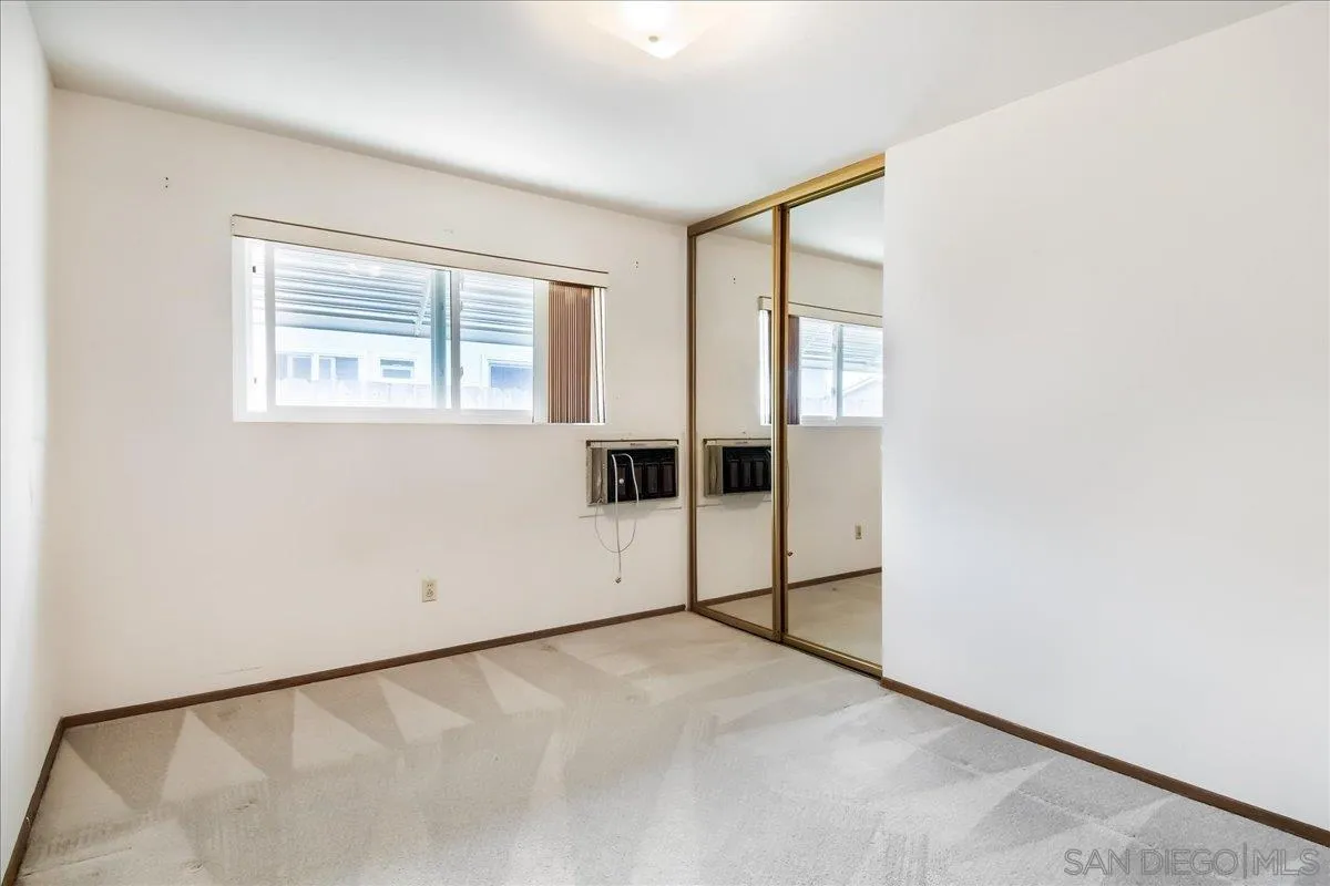 https://cdn.realtyfeed.com/cdn/127/260021196/9787c7bf16764f7939c01e40e646384f.webp