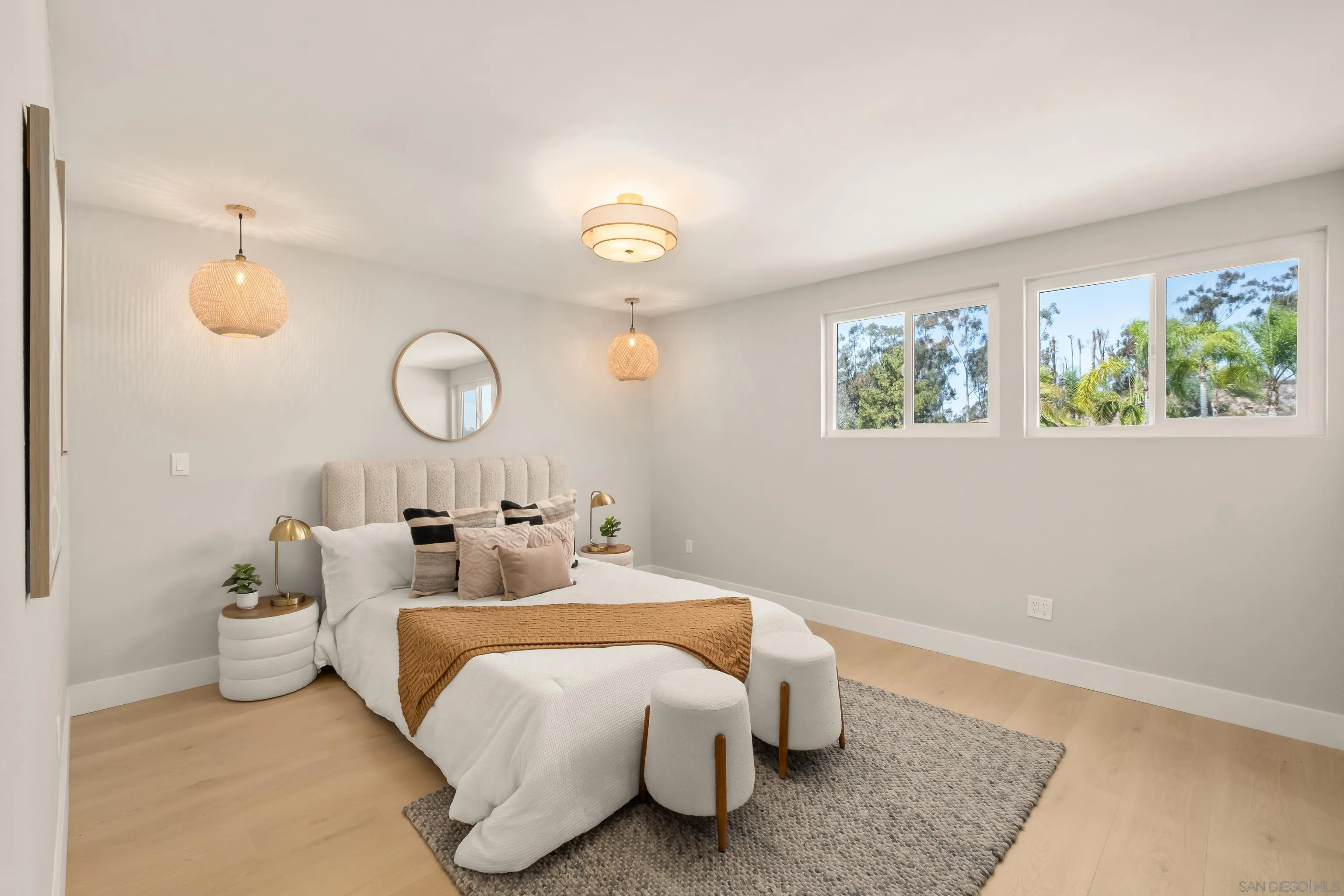 https://cdn.realtyfeed.com/cdn/127/260021199/6f9f583f9cdbadc236d1ca0ec3609e82.webp