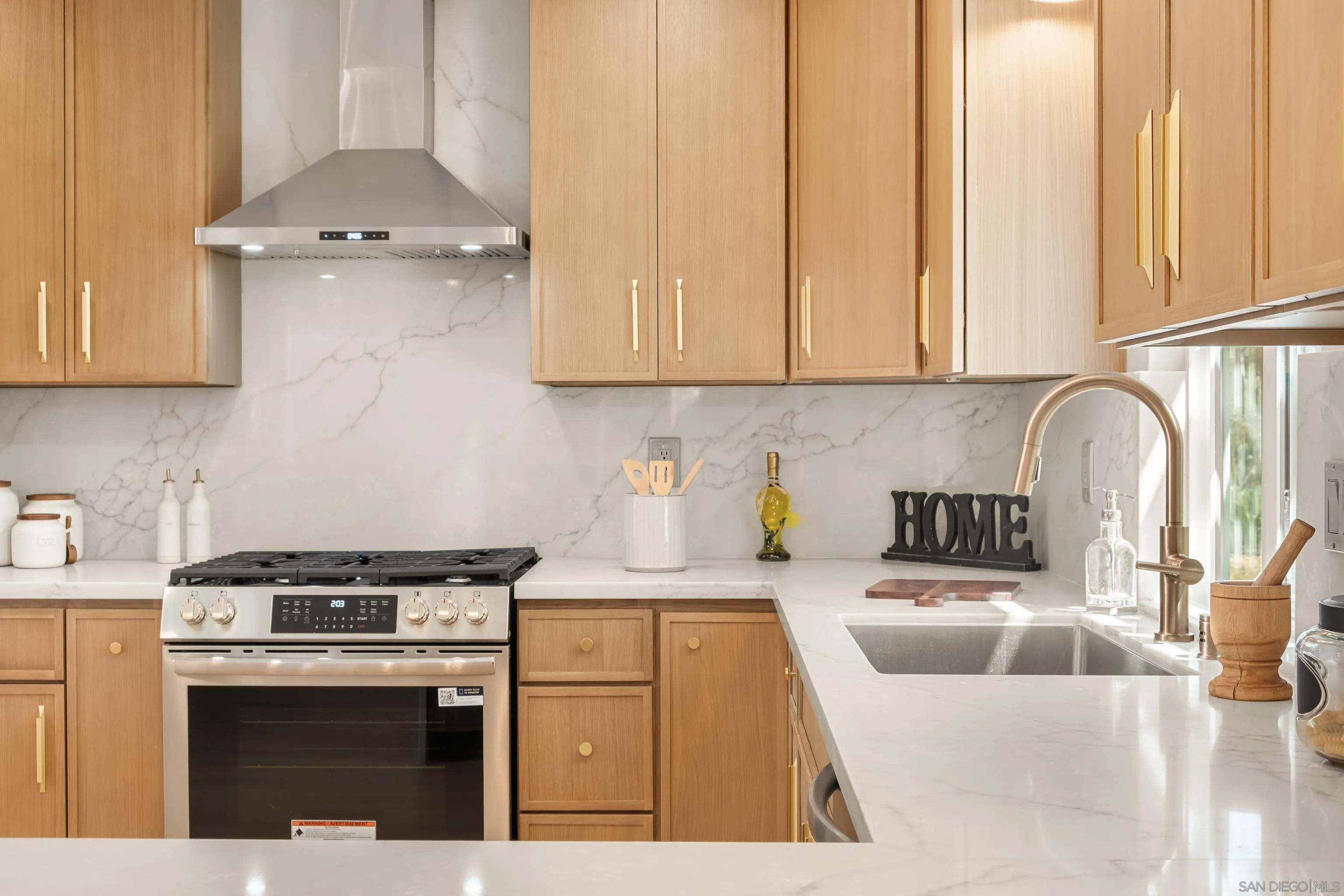 https://cdn.realtyfeed.com/cdn/127/260021199/abee25c1523cd632d1853dea8314b07d.webp