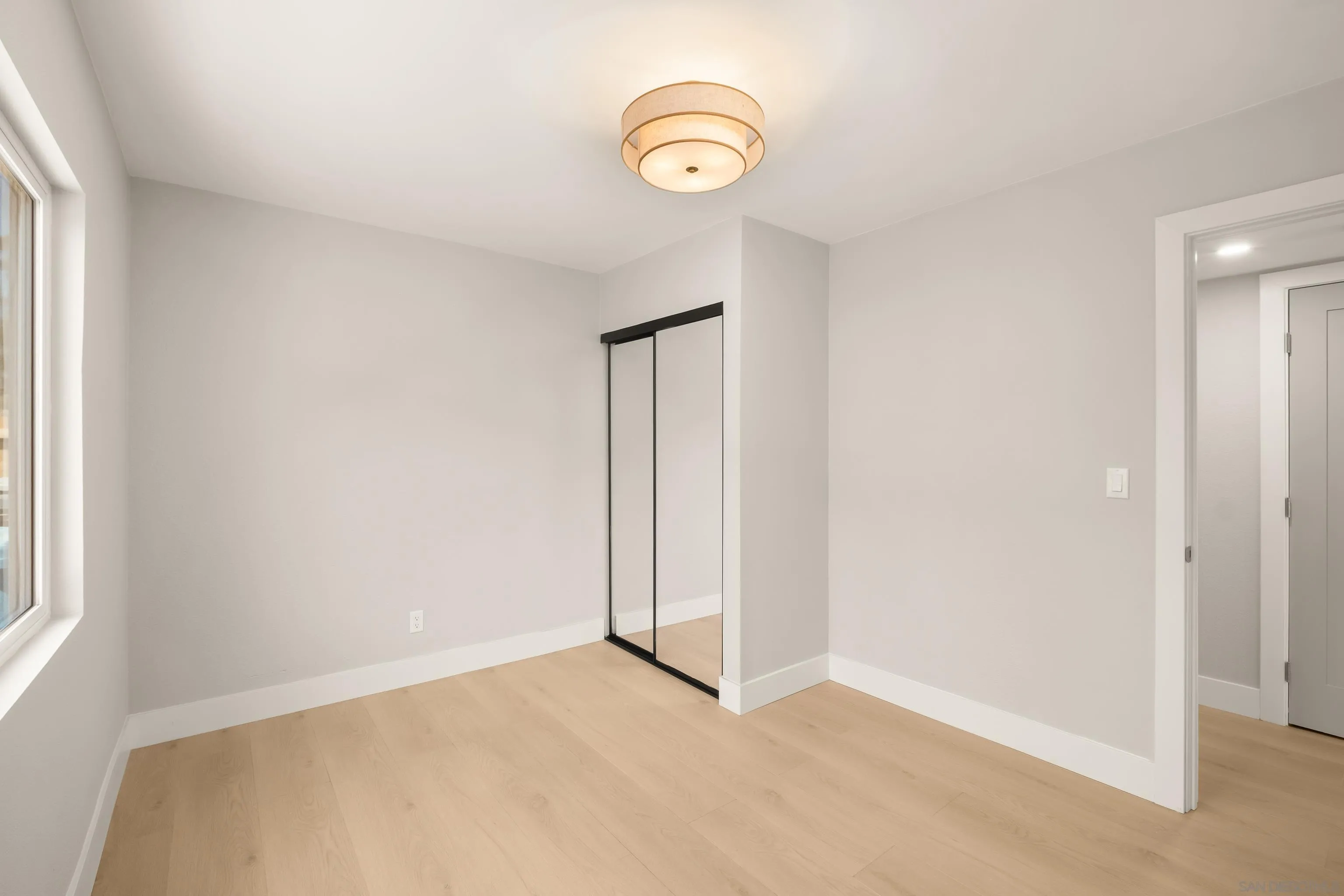 https://cdn.realtyfeed.com/cdn/127/260021199/cd9ef952c40e62f469c3a09c4d427d5b.webp