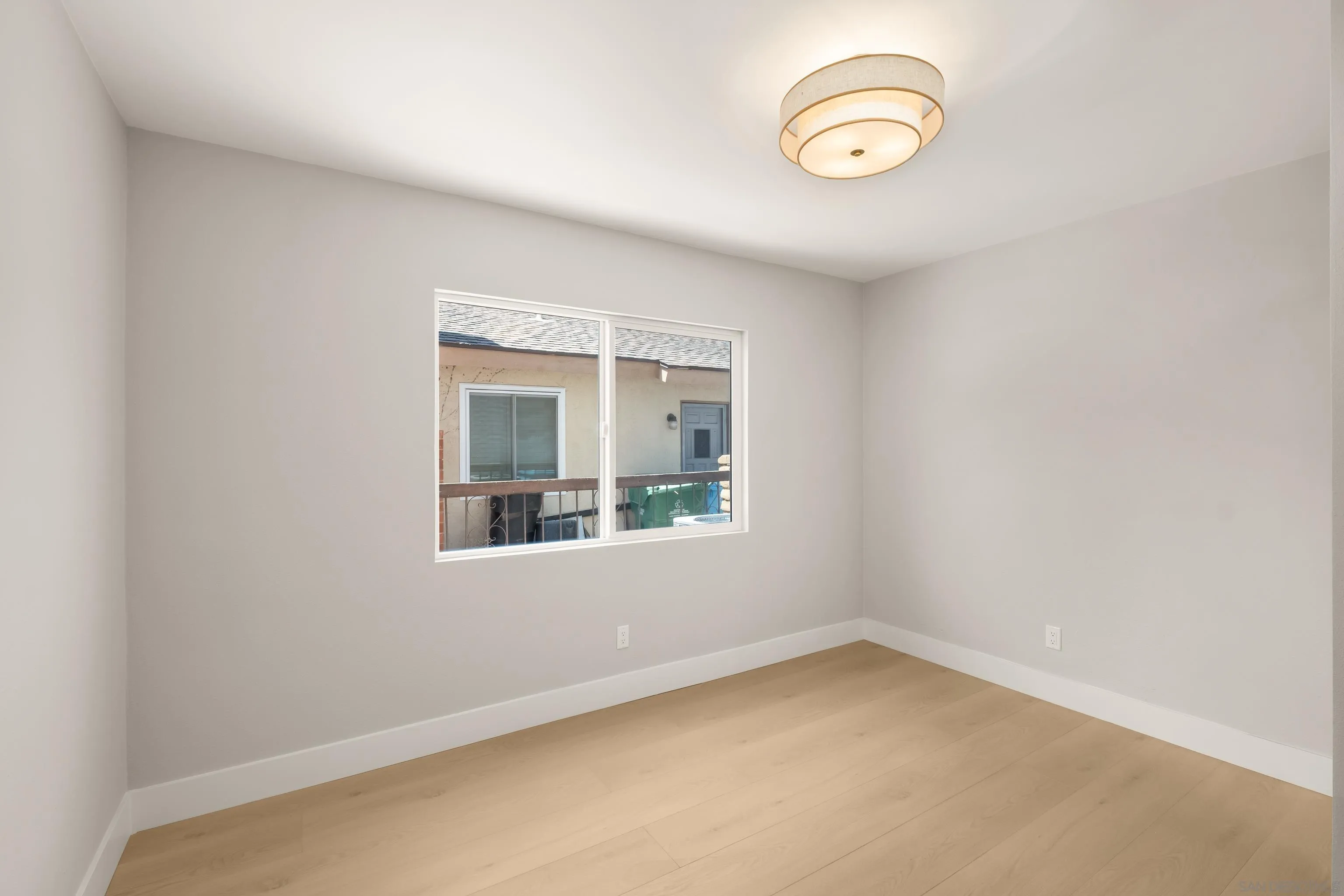 https://cdn.realtyfeed.com/cdn/127/260021199/e3e4864c970820641eea01a29544fbd4.webp