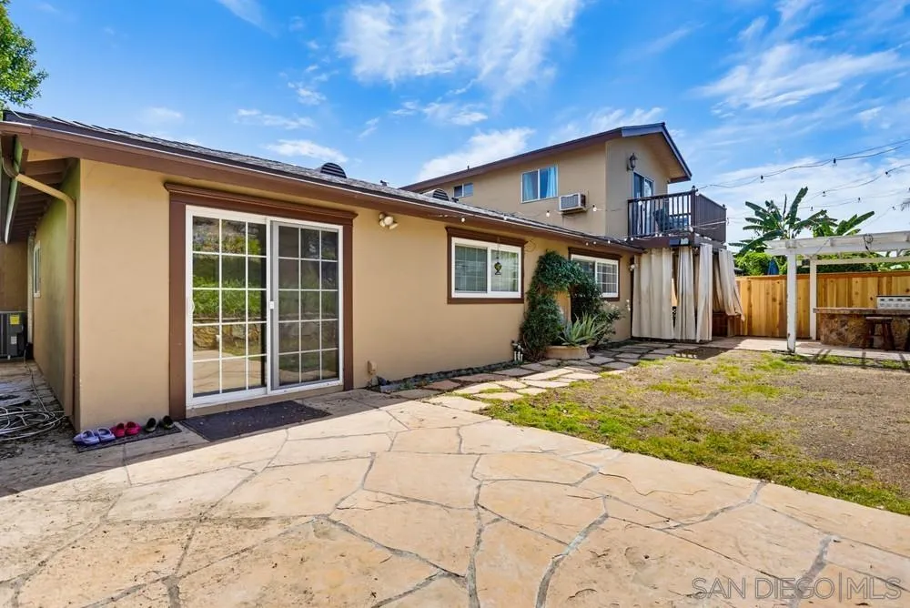 https://cdn.realtyfeed.com/cdn/127/260021200/664690c5e7bf800c19697af9710e2930.webp