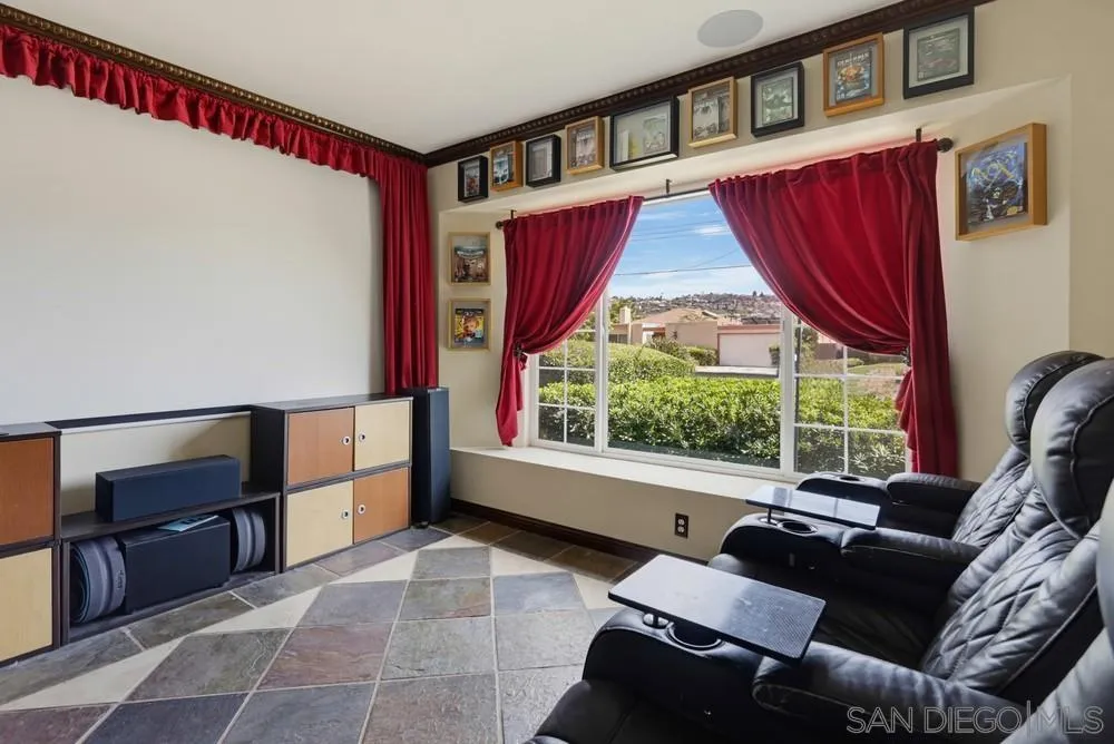 https://cdn.realtyfeed.com/cdn/127/260021200/82e987a70693ef0badfd956da48e9fba.webp