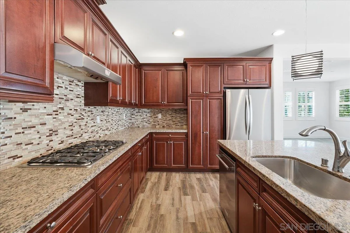 https://cdn.realtyfeed.com/cdn/127/260021202/13ef3f6e80e4f402c90f3d1687594434.webp