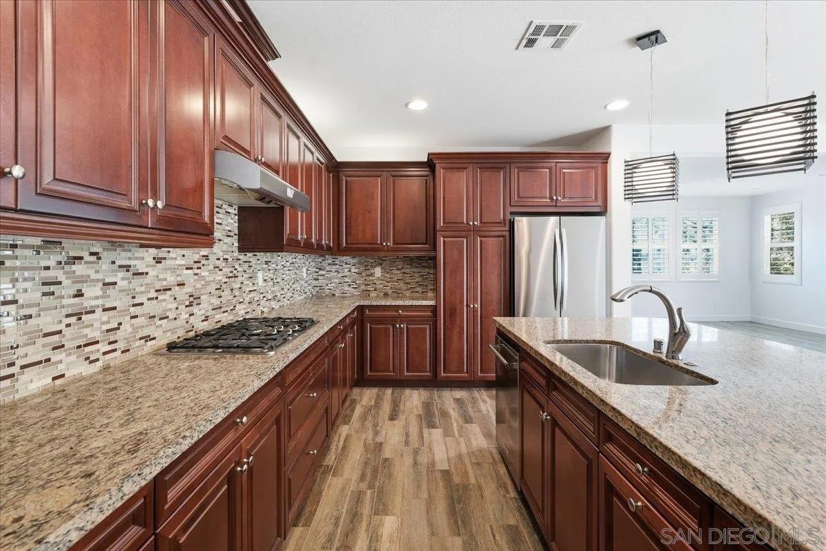 https://cdn.realtyfeed.com/cdn/127/260021202/6b46fe6cfa95fc8170fd22ddfd0504d0.webp
