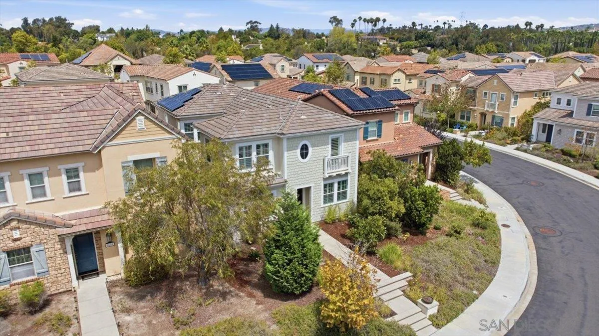 https://cdn.realtyfeed.com/cdn/127/260021202/76098772a3d5e7a23a8373c7a2ab5266.webp