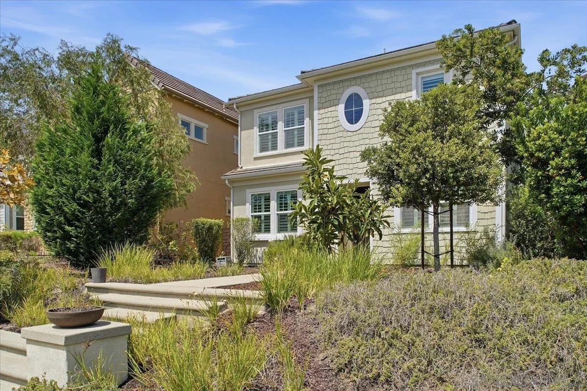 https://cdn.realtyfeed.com/cdn/127/260021202/7ac7b5b68cbb21517ec40416a7ef8404.webp