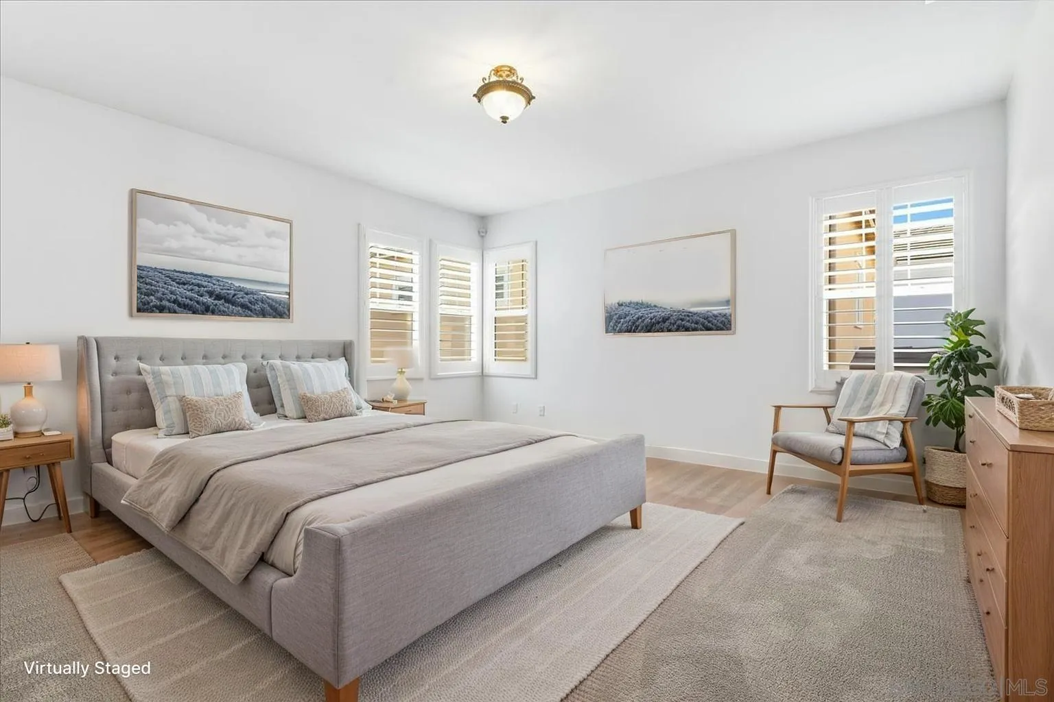 https://cdn.realtyfeed.com/cdn/127/260021202/972bcb9dddcfd034a5aa5d2ba9ccdb00.webp