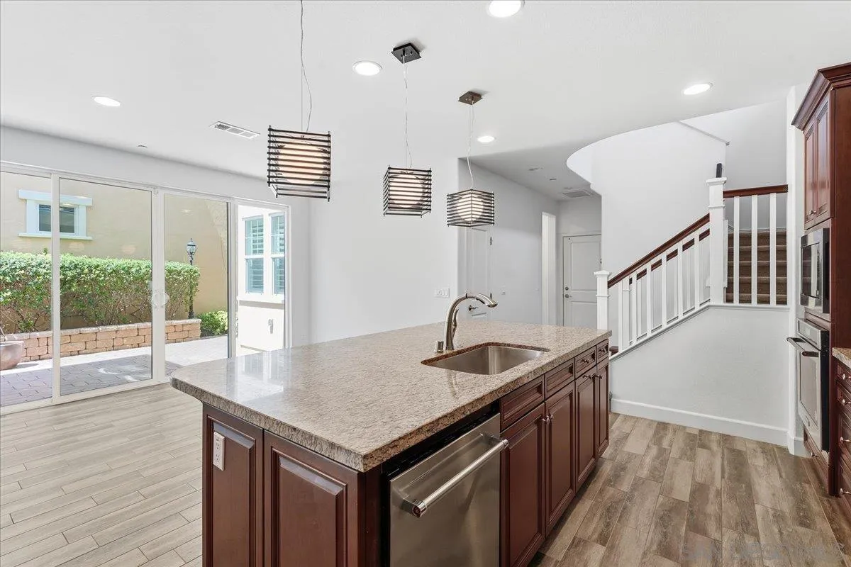 https://cdn.realtyfeed.com/cdn/127/260021202/f4036b961ebaea140834b340b31aa02c.webp