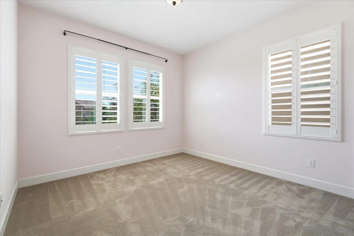 https://cdn.realtyfeed.com/cdn/127/260021202/fc0d2ec222ee2e918f3f7067b38638c8.webp