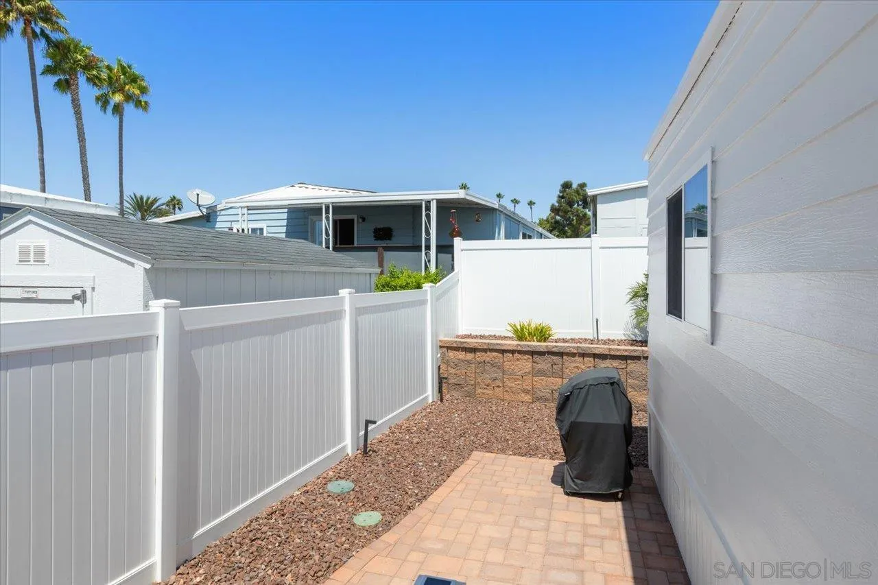https://cdn.realtyfeed.com/cdn/127/260021205/ab270fc286f35ff16c14b27fe1e7ee17.webp