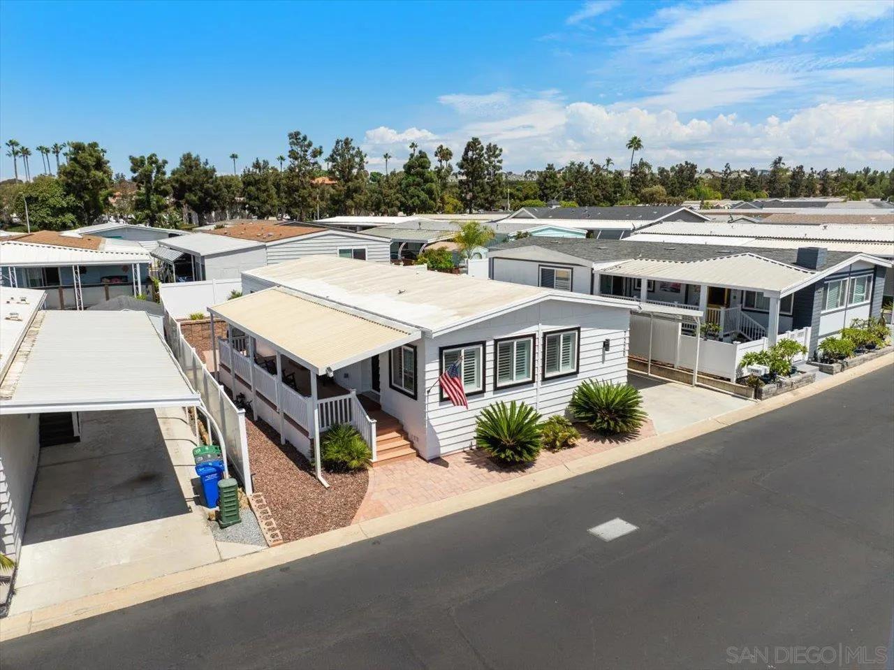 https://cdn.realtyfeed.com/cdn/127/260021205/f9f750d4322ce3de9db524db5afc556a.webp